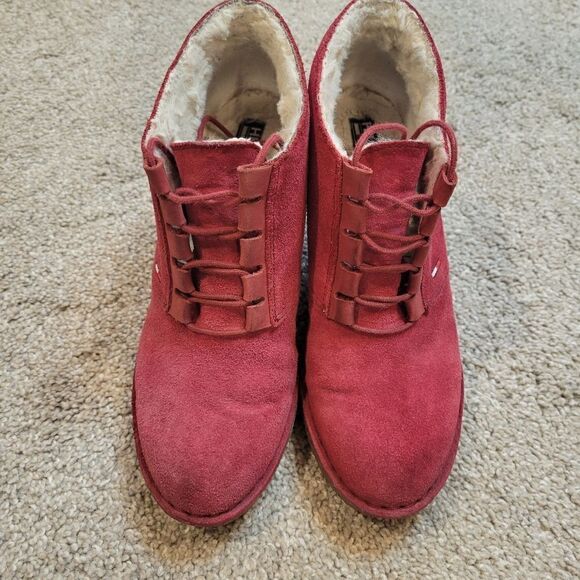 Tommy Hilfiger Women's Red Suede Wedge Boots Size 7.5 - Picture 4 of 9
